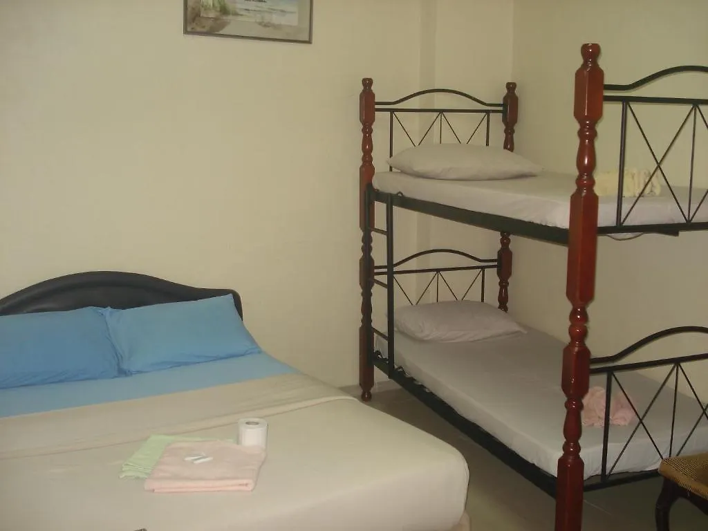 Хостел Casavilla Travellers Lodge Куала-Лумпур